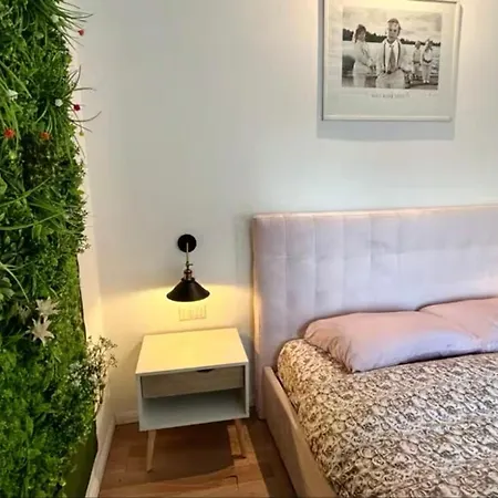 Апартаменты Lovelyview House 7min Da Duomo *